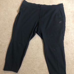Nike Pants - Black Nike Sweatpants. Nike Pants - Black Nike Sweatpants.